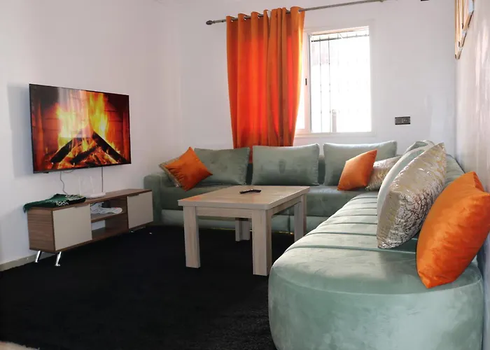 Cozy And Sunny Apartment